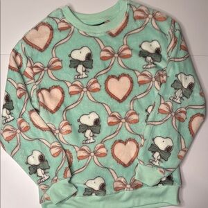 Mint Green Snoopy Crewneck with Heart and Bow Pattern NWOT